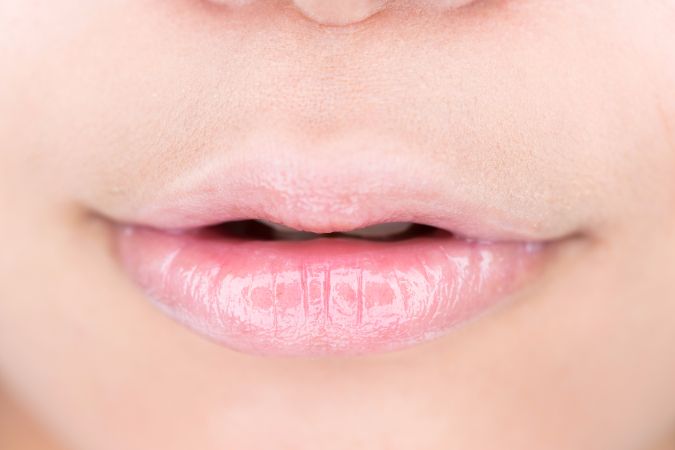 ガサガサ唇と無縁になれる、正しいリップケアの方法を公開中
